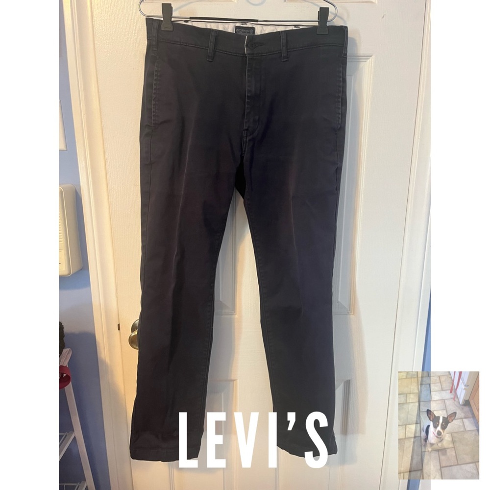 Men’s Dark Blue Levi Strauss Pants, 32 x 30